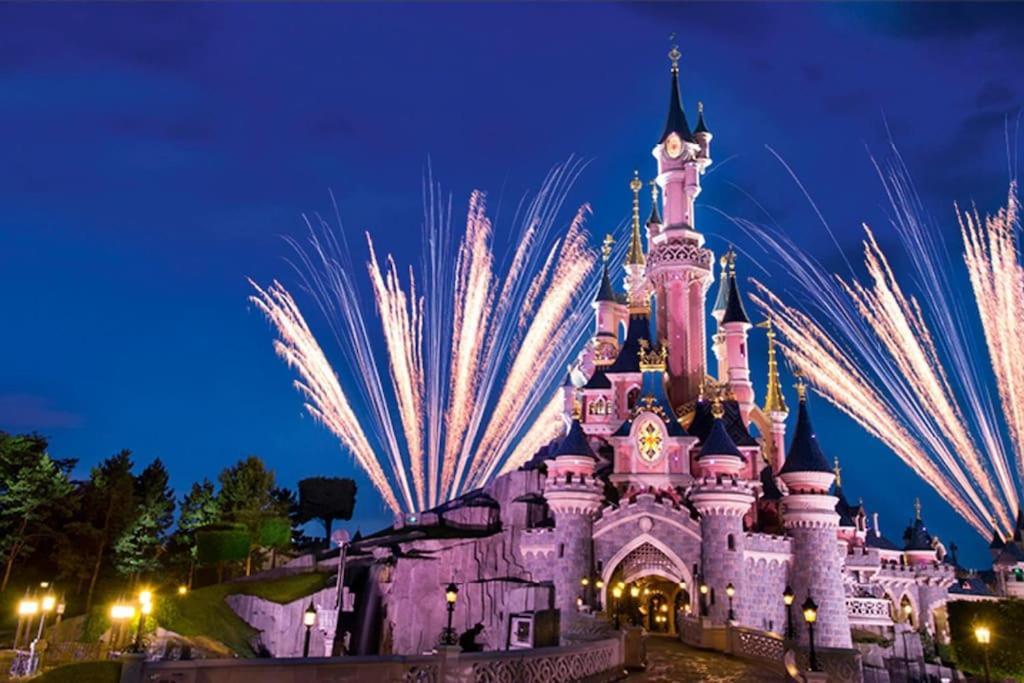 Home Disneyland Paris Avec Parking Wifi Lagny Exteriör bild